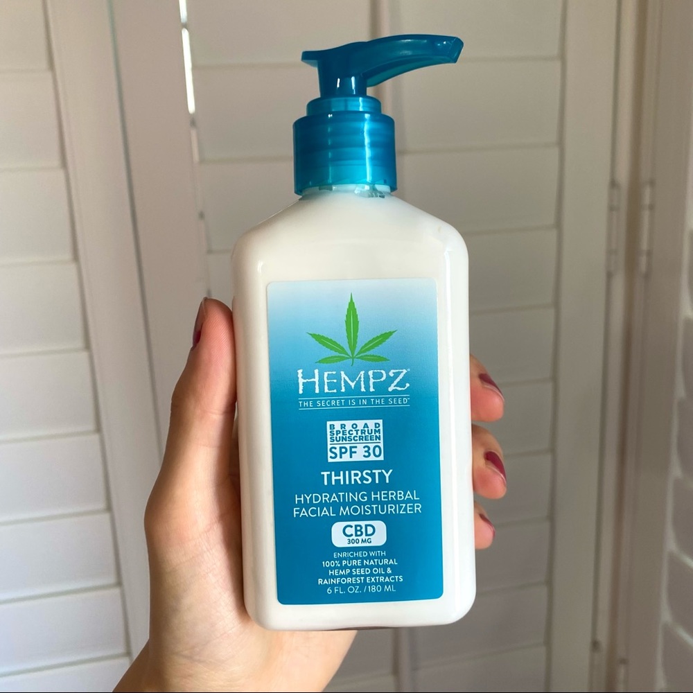 New Hempz Thirsty Hydrating Facial Moisturizer SPF 30 (6 fl oz)